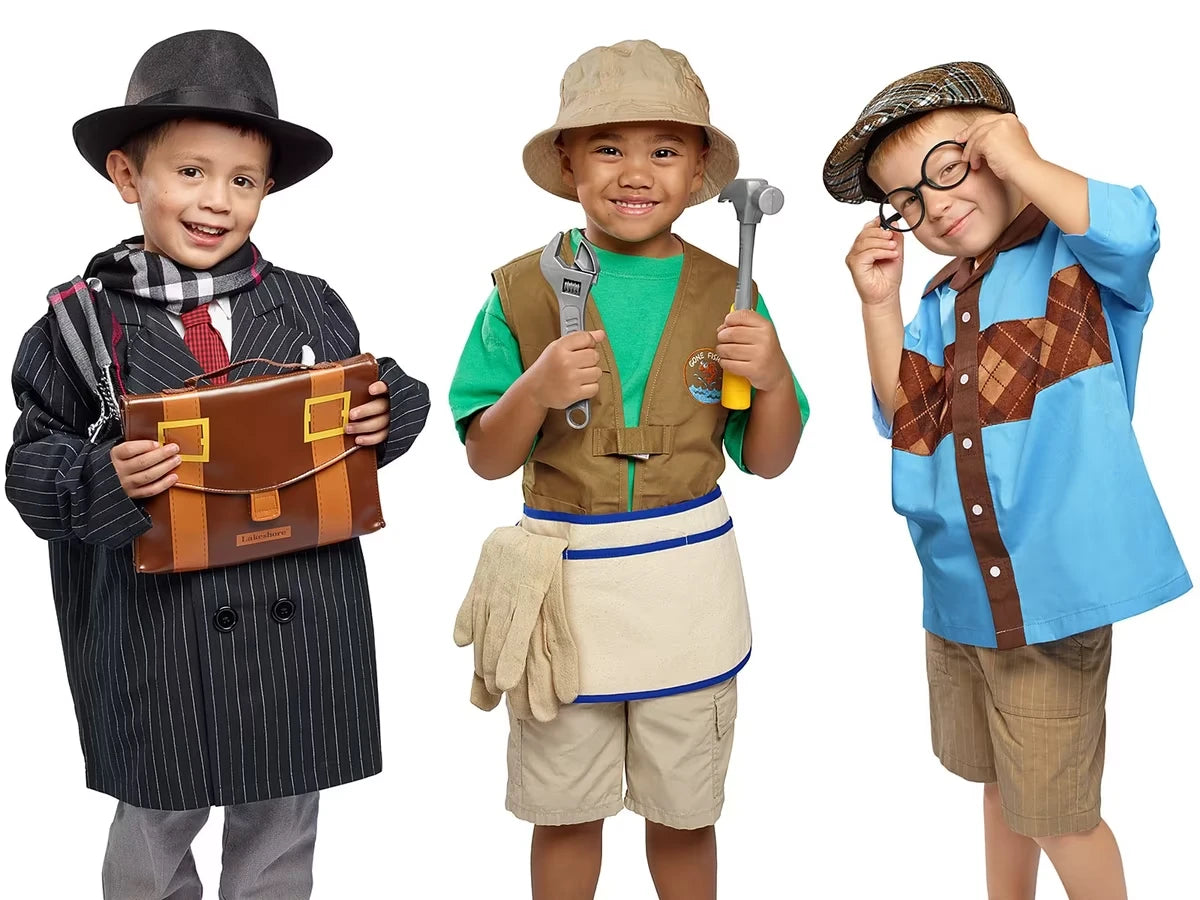 Grandpa’s Dress-Up Trunk - US 6602