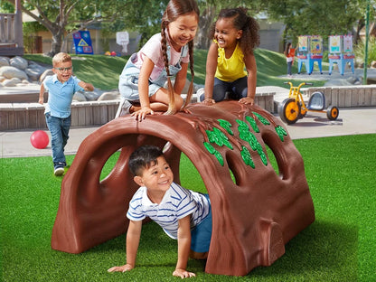 Climb & Play Log Hideaway - US 1825