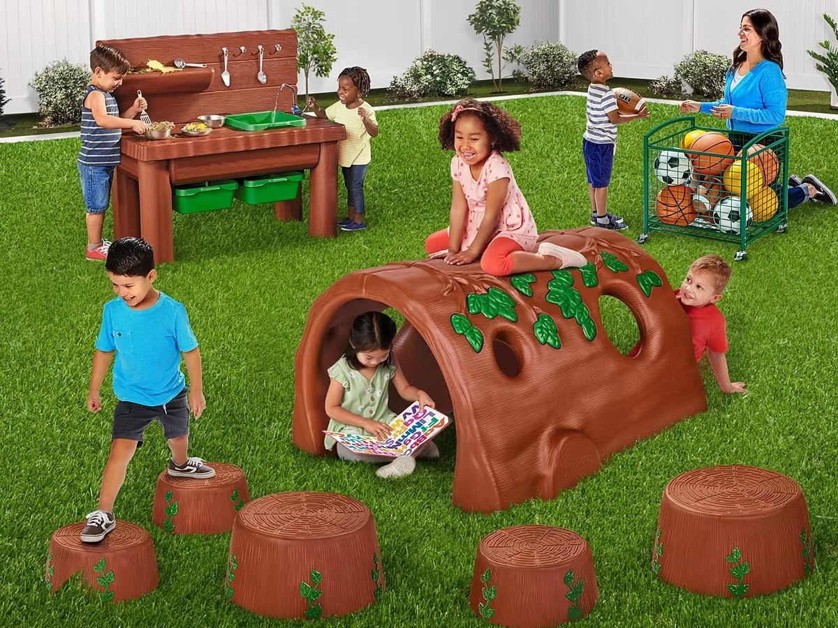 Climb & Play Log Hideaway - US 1825