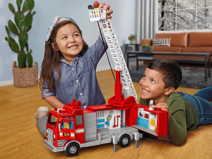 Real-Action Fire Engine - US 8595