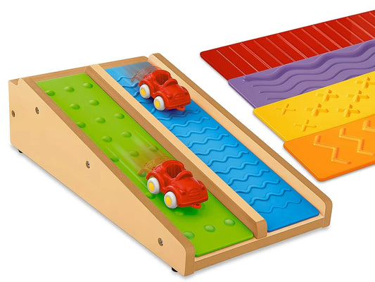 Roll & Race! Activity Ramp - US 1617