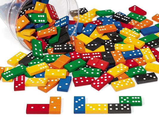 Dominoes - US 7923