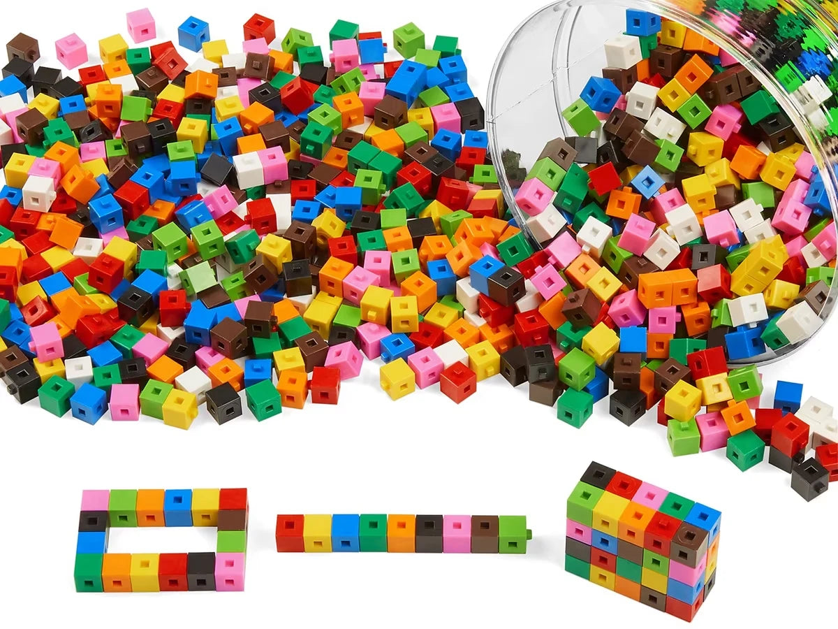 Linking Centimeter Cubes - US 2676