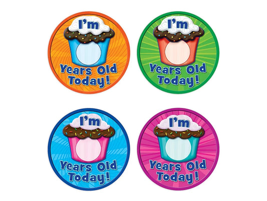 Cupcake Birthday Badges - Variety Pack - US 6801