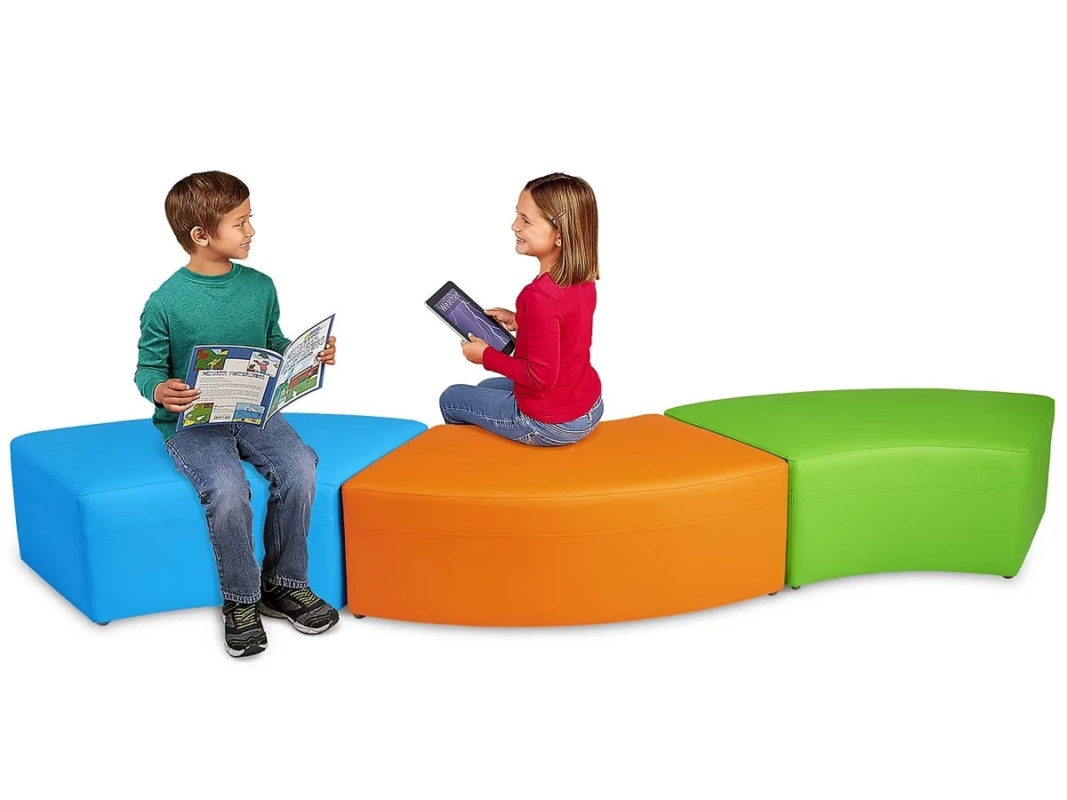 Flex-Space Comfy Curved Seat - US 8181